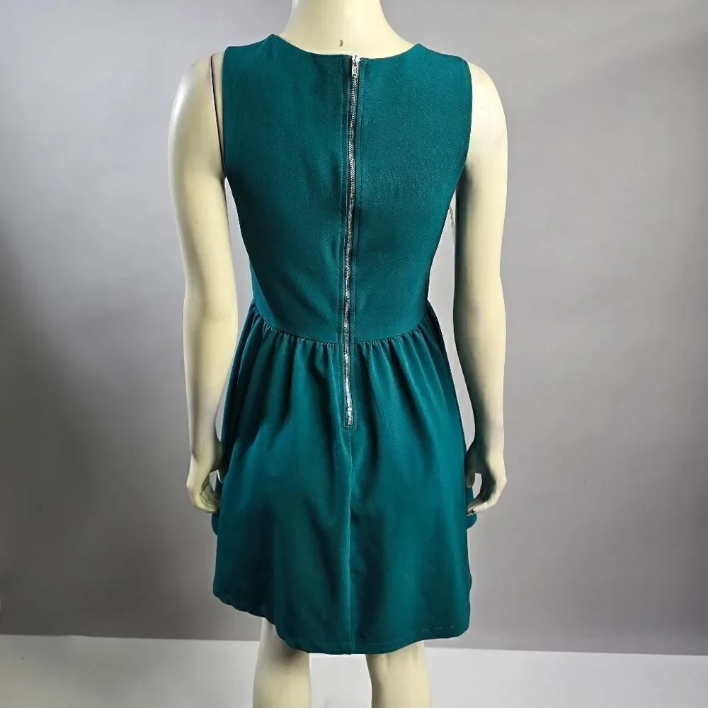 Everly medium dress R8